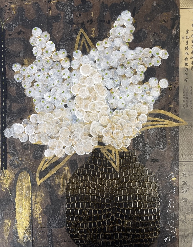The Vase with a Golden Glow